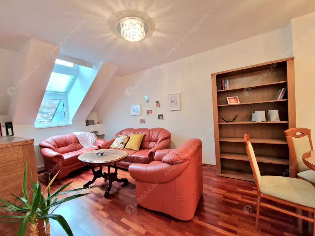 Kiadó albérlet 270000 Ft/hó áron: Budapest, I. kerület  Pálya utca. Mérete: 50 nm, 2 szobás | Alberlet.hu - 5832676