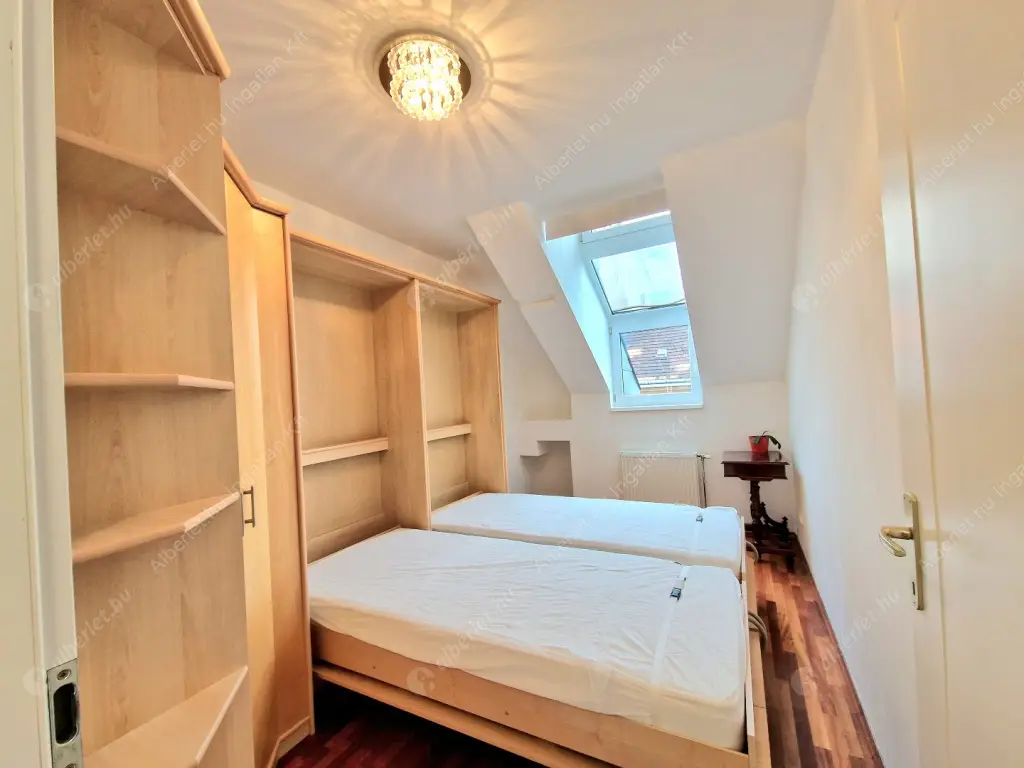 Kiadó albérlet 270000 Ft/hó áron: Budapest, I. kerület  Pálya utca. Mérete: 50 nm, 2 szobás | Alberlet.hu - 5832678