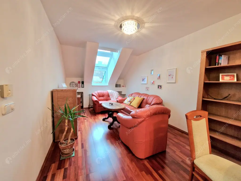 Kiadó albérlet 270000 Ft/hó áron: Budapest, I. kerület  Pálya utca. Mérete: 50 nm, 2 szobás | Alberlet.hu - 5832688