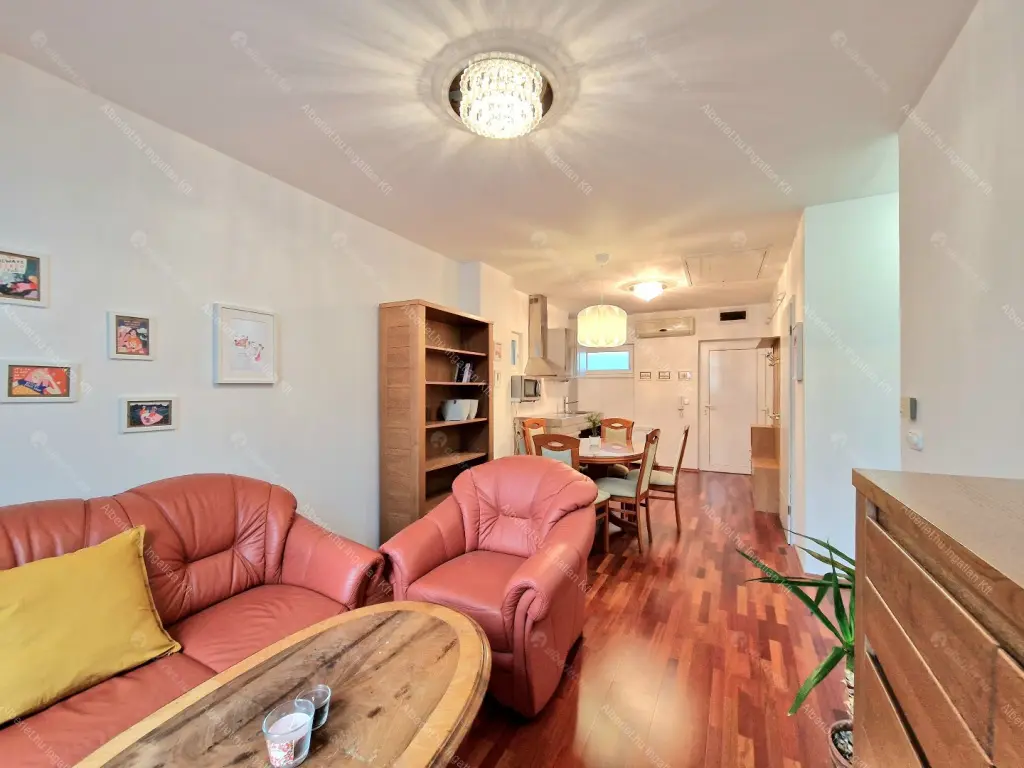 Kiadó albérlet 250000 Ft/hó áron: Budapest, I. kerület  Pálya utca. Mérete: 50 nm, 2 szobás | Alberlet.hu - 6703515