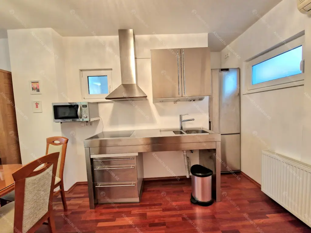 Kiadó albérlet 250000 Ft/hó áron: Budapest, I. kerület  Pálya utca. Mérete: 50 nm, 2 szobás | Alberlet.hu - 6703525