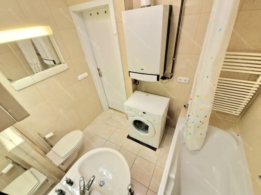 Kiadó albérlet 250000 Ft/hó áron: Budapest, I. kerület  Pálya utca. Mérete: 50 nm, 2 szobás | Alberlet.hu - 6703532