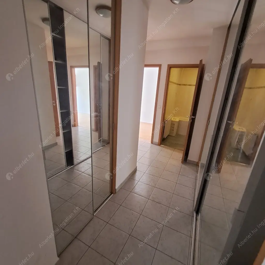 Kiadó albérlet 265000 Ft/hó áron: Budapest, I. kerület  Pauler utca. Mérete: 56 nm, 2 szobás | Alberlet.hu - 6585846