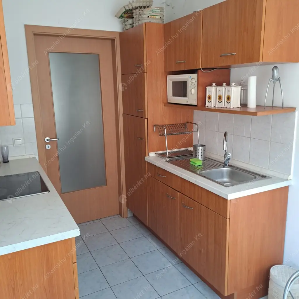 Kiadó albérlet 229000 Ft/hó áron: Budapest, I. kerület  Pauler utca. Mérete: 56 nm, 2 szobás | Alberlet.hu - 6596400