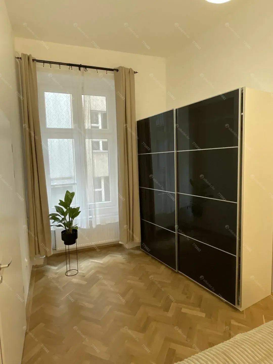 Kiadó albérlet 295000 Ft/hó áron: Budapest, I. kerület  Pauler utca. Mérete: 57 nm, 2 szobás | Alberlet.hu - 6676139