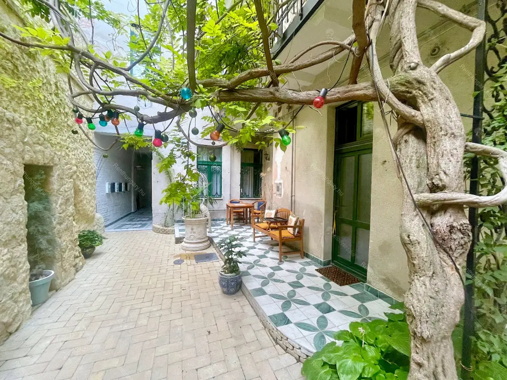 Kiadó albérlet 155000 Ft/hó áron: Budapest, I. kerület  Ponty utca. Mérete: 26 nm, 1 szobás | Alberlet.hu - 6641386