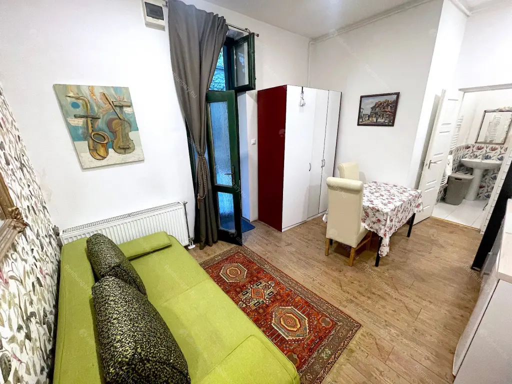 Kiadó albérlet 155000 Ft/hó áron: Budapest, I. kerület  Ponty utca. Mérete: 26 nm, 1 szobás | Alberlet.hu - 6641388