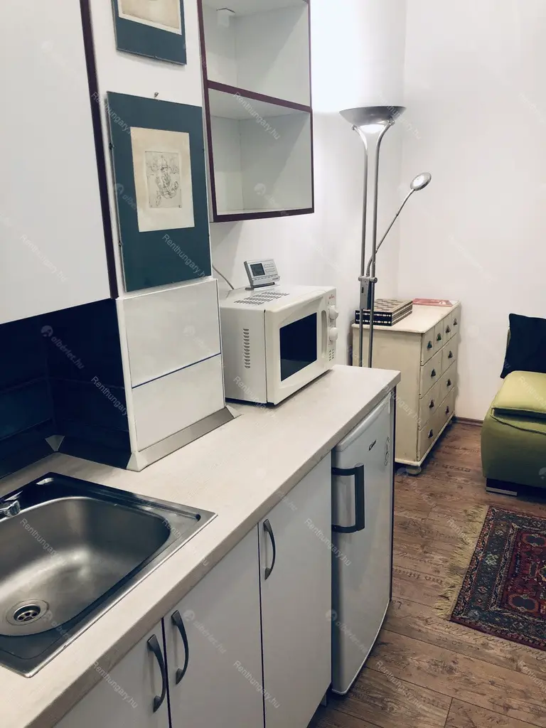 Kiadó albérlet 155000 Ft/hó áron: Budapest, I. kerület  Ponty utca. Mérete: 26 nm, 1 szobás | Alberlet.hu - 6641395