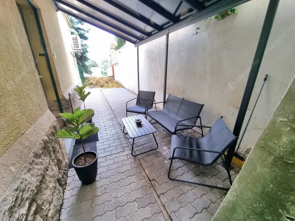 Kiadó albérlet 300000 Ft/hó áron: Budapest, I. kerület  Szabó Ilonka utca. Mérete: 39 nm, 2 szobás | Alberlet.hu - 6515358