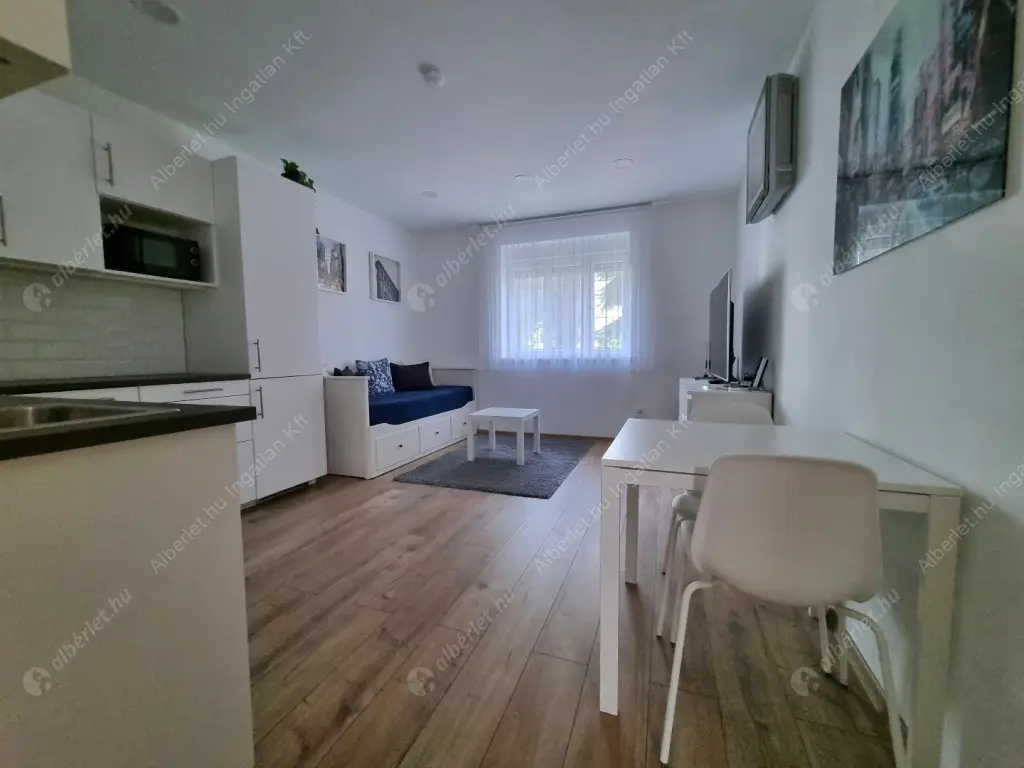Kiadó albérlet 300000 Ft/hó áron: Budapest, I. kerület  Szabó Ilonka utca. Mérete: 39 nm, 2 szobás | Alberlet.hu - 6515360
