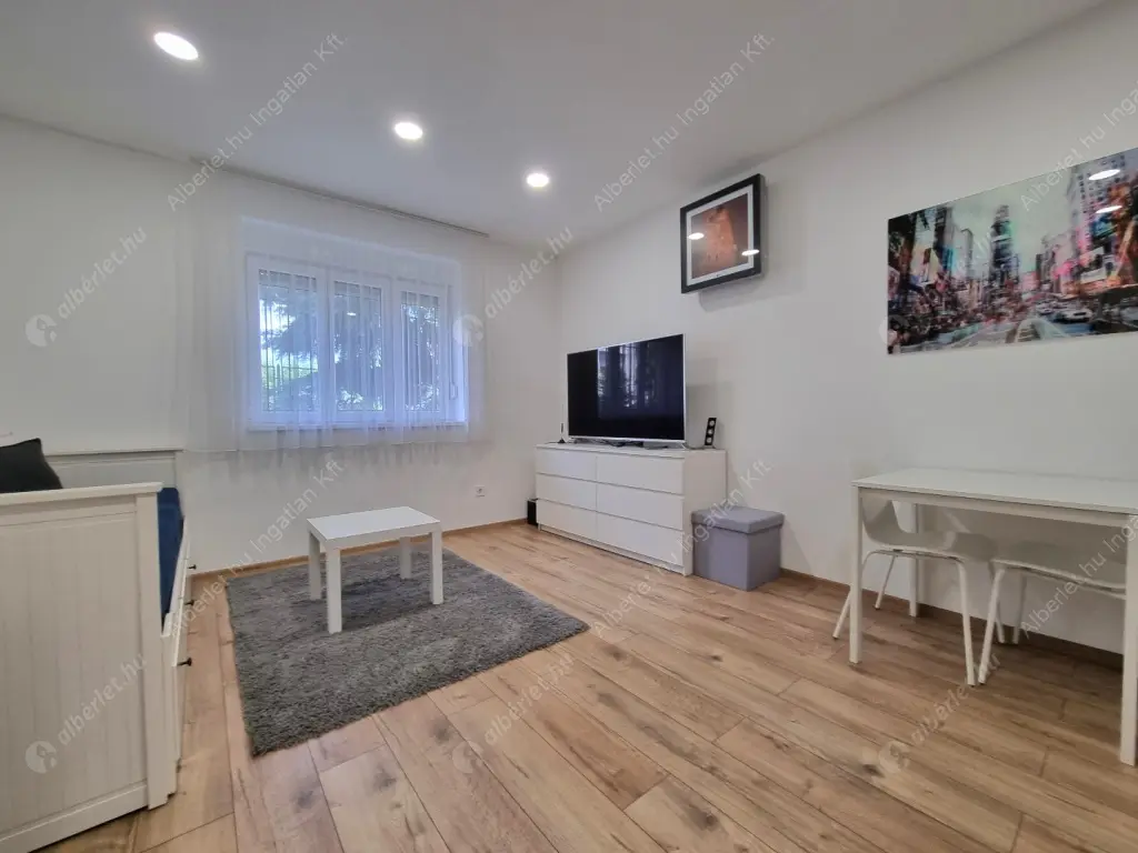 Kiadó albérlet 300000 Ft/hó áron: Budapest, I. kerület  Szabó Ilonka utca. Mérete: 39 nm, 2 szobás | Alberlet.hu - 6515364