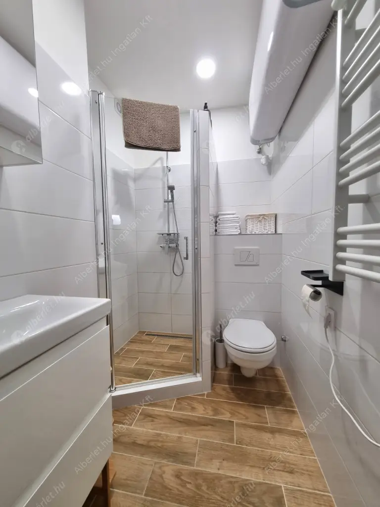 Kiadó albérlet 300000 Ft/hó áron: Budapest, I. kerület  Szabó Ilonka utca. Mérete: 39 nm, 2 szobás | Alberlet.hu - 6515368