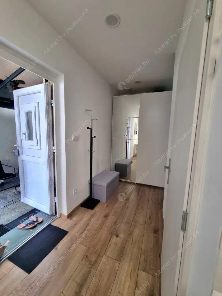 Kiadó albérlet 300000 Ft/hó áron: Budapest, I. kerület  Szabó Ilonka utca. Mérete: 39 nm, 2 szobás | Alberlet.hu - 6515374