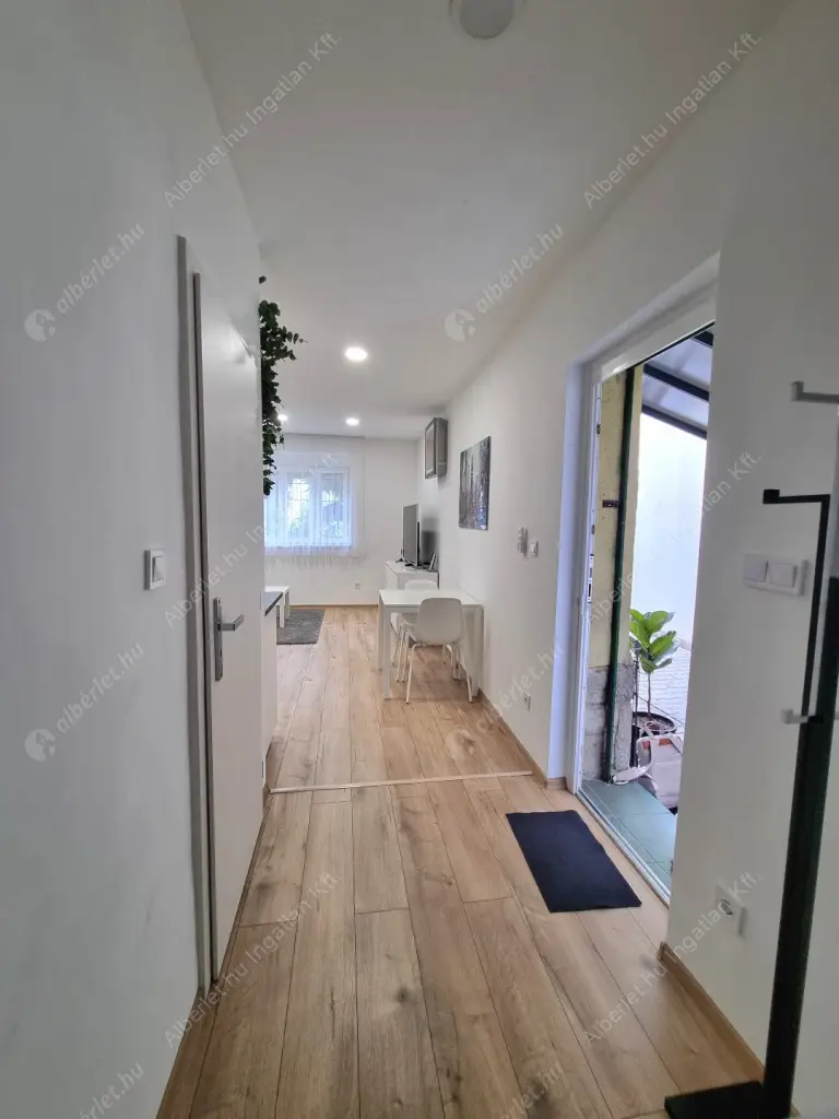 Kiadó albérlet 300000 Ft/hó áron: Budapest, I. kerület  Szabó Ilonka utca. Mérete: 39 nm, 2 szobás | Alberlet.hu - 6515375