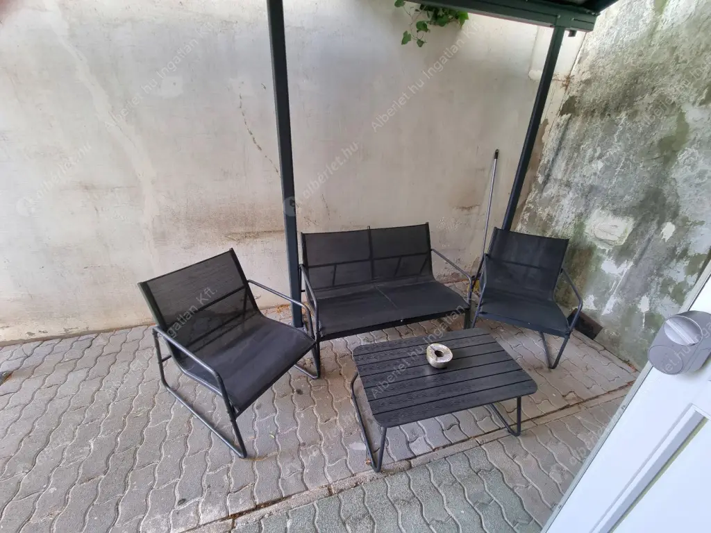 Kiadó albérlet 300000 Ft/hó áron: Budapest, I. kerület  Szabó Ilonka utca. Mérete: 39 nm, 2 szobás | Alberlet.hu - 6515377