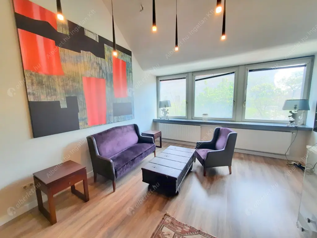 Kiadó albérlet 648000 Ft/hó áron: Budapest, I. kerület  Szentháromság tér. Mérete: 78 nm, 2 szobás | Alberlet.hu - 6518766