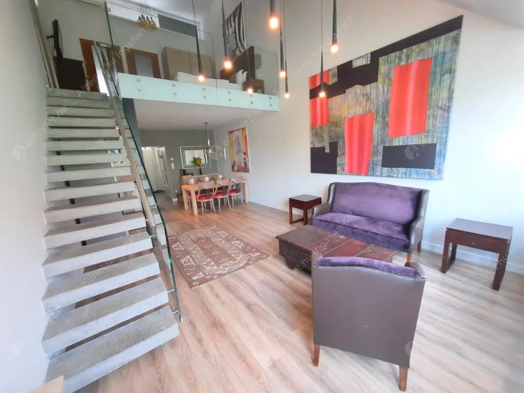 Kiadó albérlet 648000 Ft/hó áron: Budapest, I. kerület  Szentháromság tér. Mérete: 78 nm, 2 szobás | Alberlet.hu - 6518767