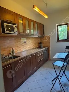 Kiadó albérlet 300000 Ft/hó áron: Budapest, I. kerület  Tigris utca. Mérete: 63 nm, 2 szobás | Alberlet.hu - 6512511