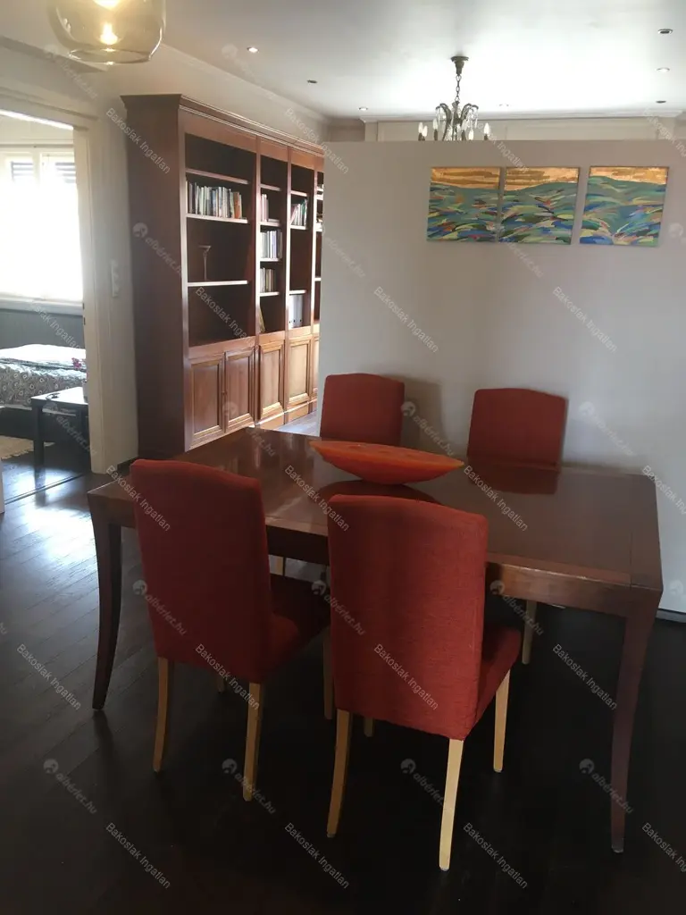 Kiadó albérlet 568000 Ft/hó áron: Budapest, I. kerület  Toldy Ferenc utca. Mérete: 100 nm, 3 szobás | Alberlet.hu - 4962413