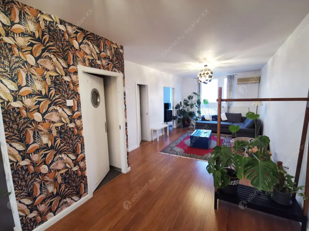 Kiadó albérlet 600000 Ft/hó áron: Budapest, I. kerület  Toldy Ferenc utca. Mérete: 105 nm, 5 szobás | Alberlet.hu - 6572972
