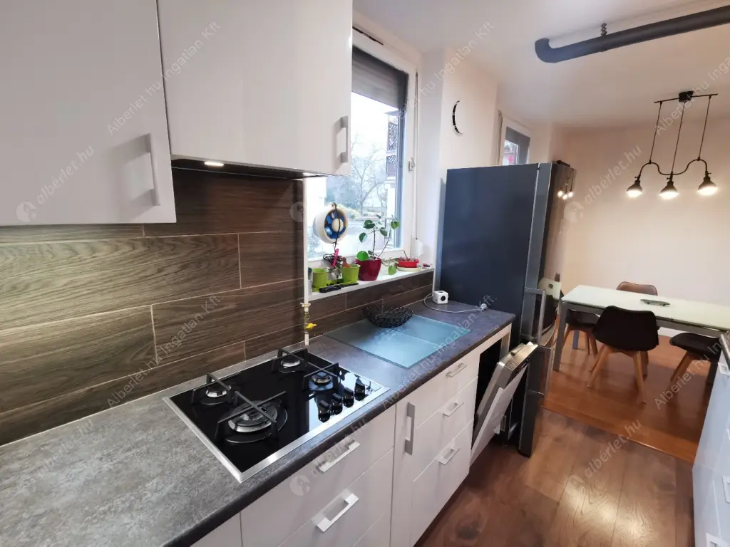 Kiadó albérlet 600000 Ft/hó áron: Budapest, I. kerület  Toldy Ferenc utca. Mérete: 105 nm, 5 szobás | Alberlet.hu - 6572977