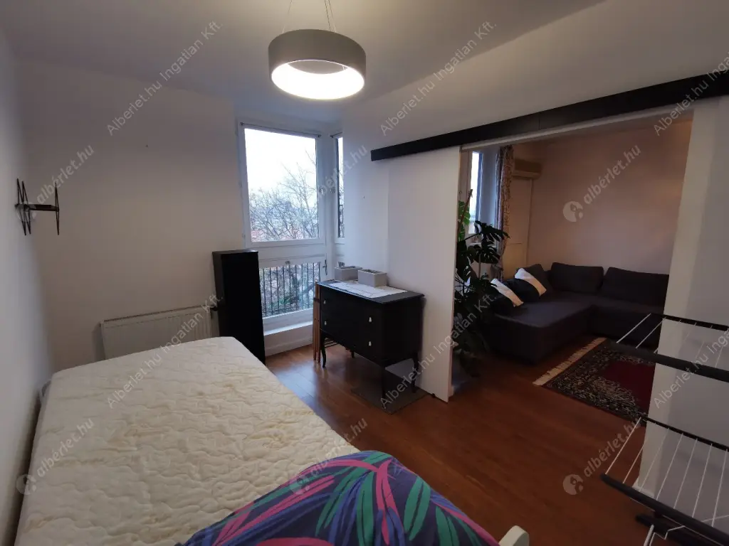 Kiadó albérlet 600000 Ft/hó áron: Budapest, I. kerület  Toldy Ferenc utca. Mérete: 105 nm, 5 szobás | Alberlet.hu - 6572979