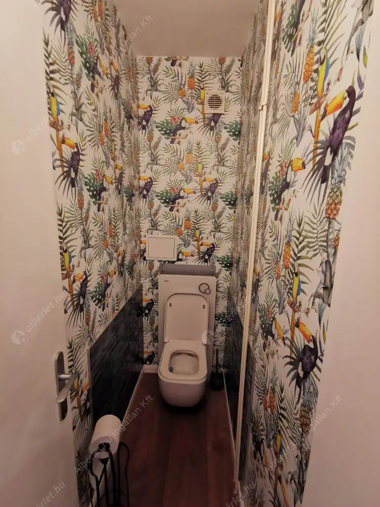 Kiadó albérlet 600000 Ft/hó áron: Budapest, I. kerület  Toldy Ferenc utca. Mérete: 105 nm, 5 szobás | Alberlet.hu - 6572981