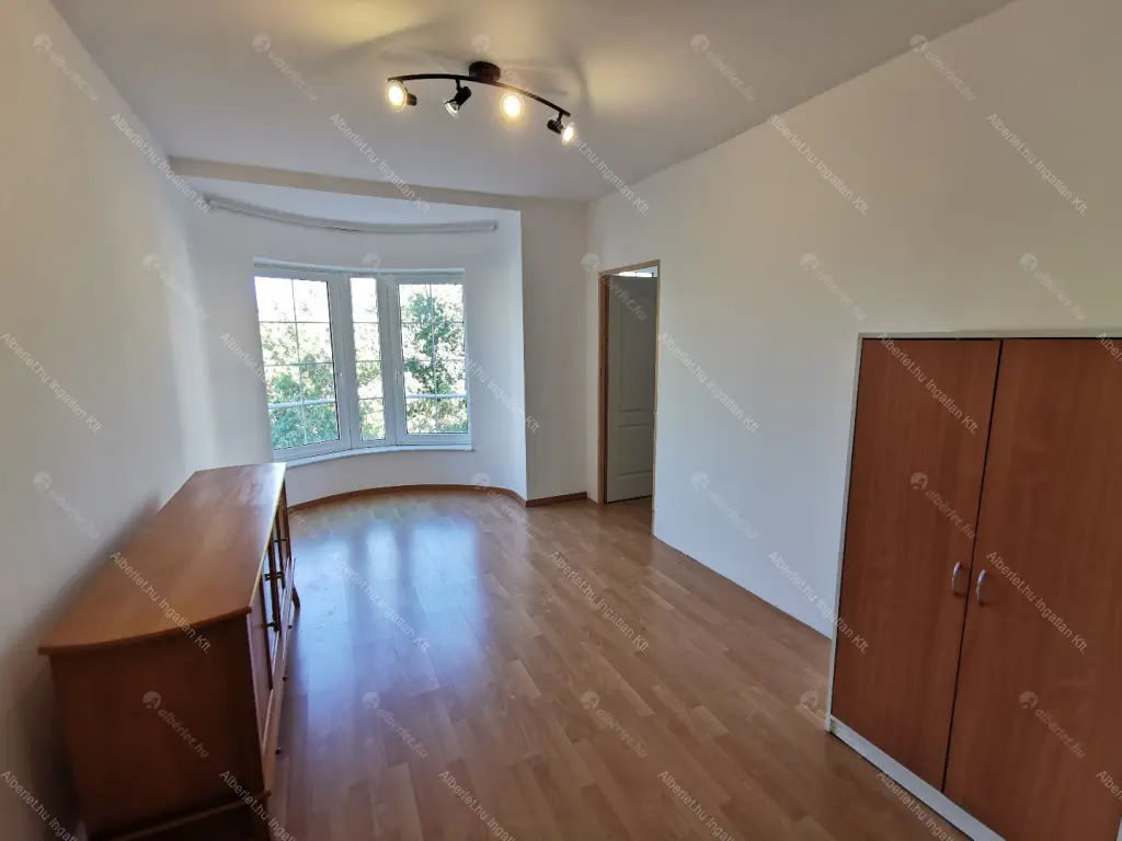 Kiadó albérlet 310000 Ft/hó áron: Budapest, I. kerület  Toldy Ferenc utca. Mérete: 62 nm, 2 szobás | Alberlet.hu - 6691416