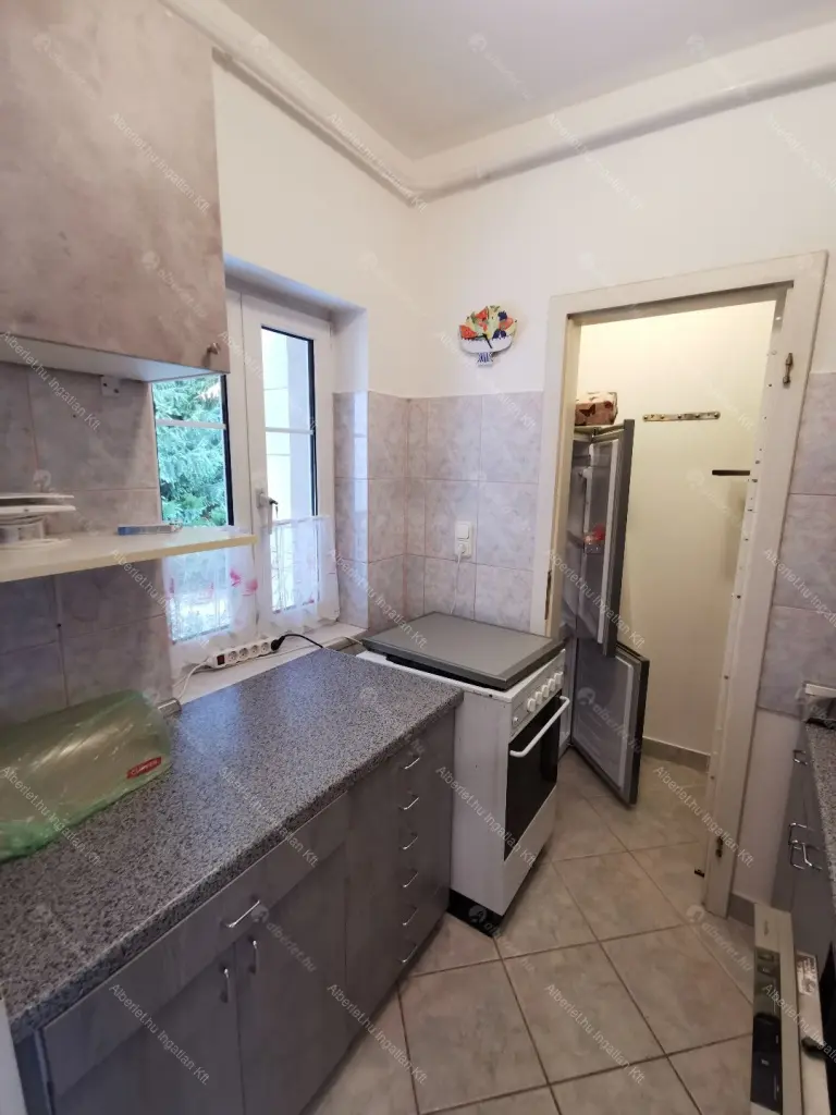 Kiadó albérlet 295000 Ft/hó áron: Budapest, I. kerület  Toldy Ferenc utca. Mérete: 72 nm, 2 szobás | Alberlet.hu - 6703731