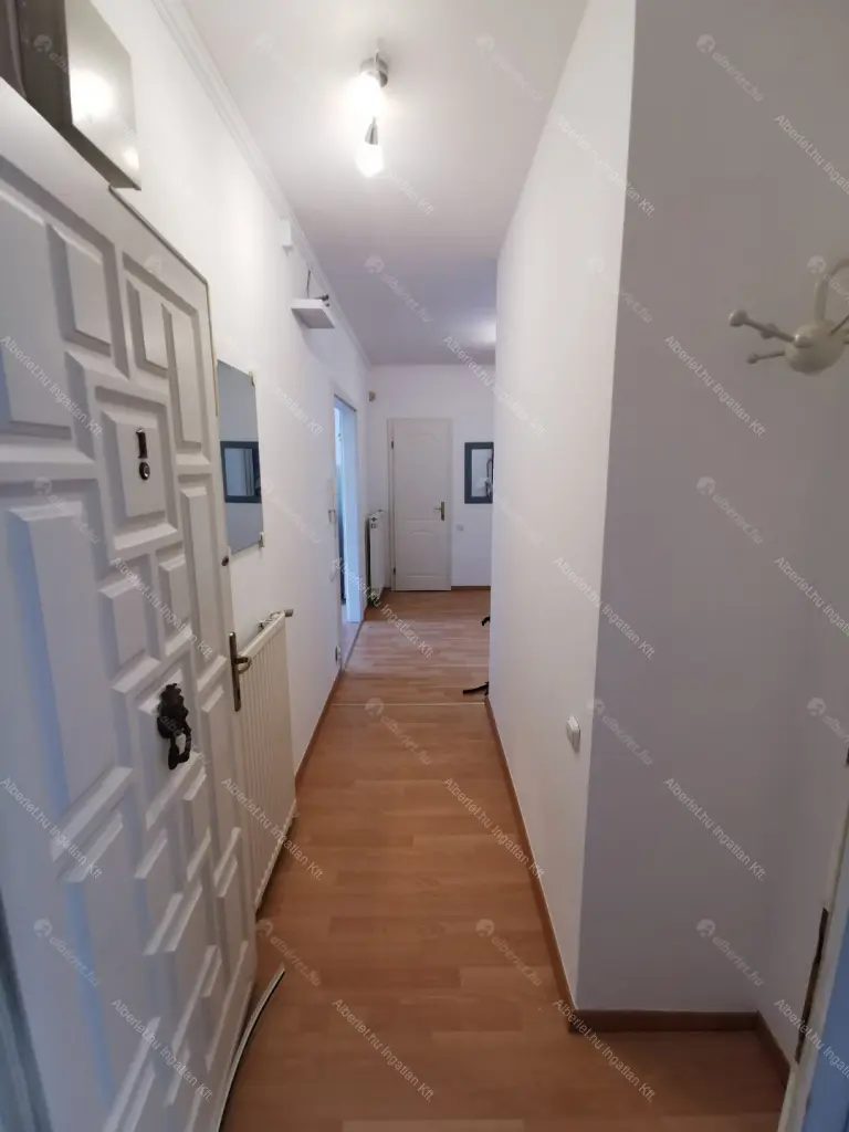 Kiadó albérlet 295000 Ft/hó áron: Budapest, I. kerület  Toldy Ferenc utca. Mérete: 72 nm, 2 szobás | Alberlet.hu - 6703732