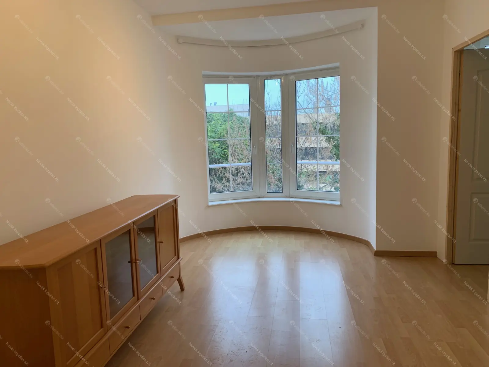 Kiadó albérlet 295000 Ft/hó áron: Budapest, I. kerület  Toldy Ferenc utca. Mérete: 73 nm, 3 szobás | Alberlet.hu - 6692699