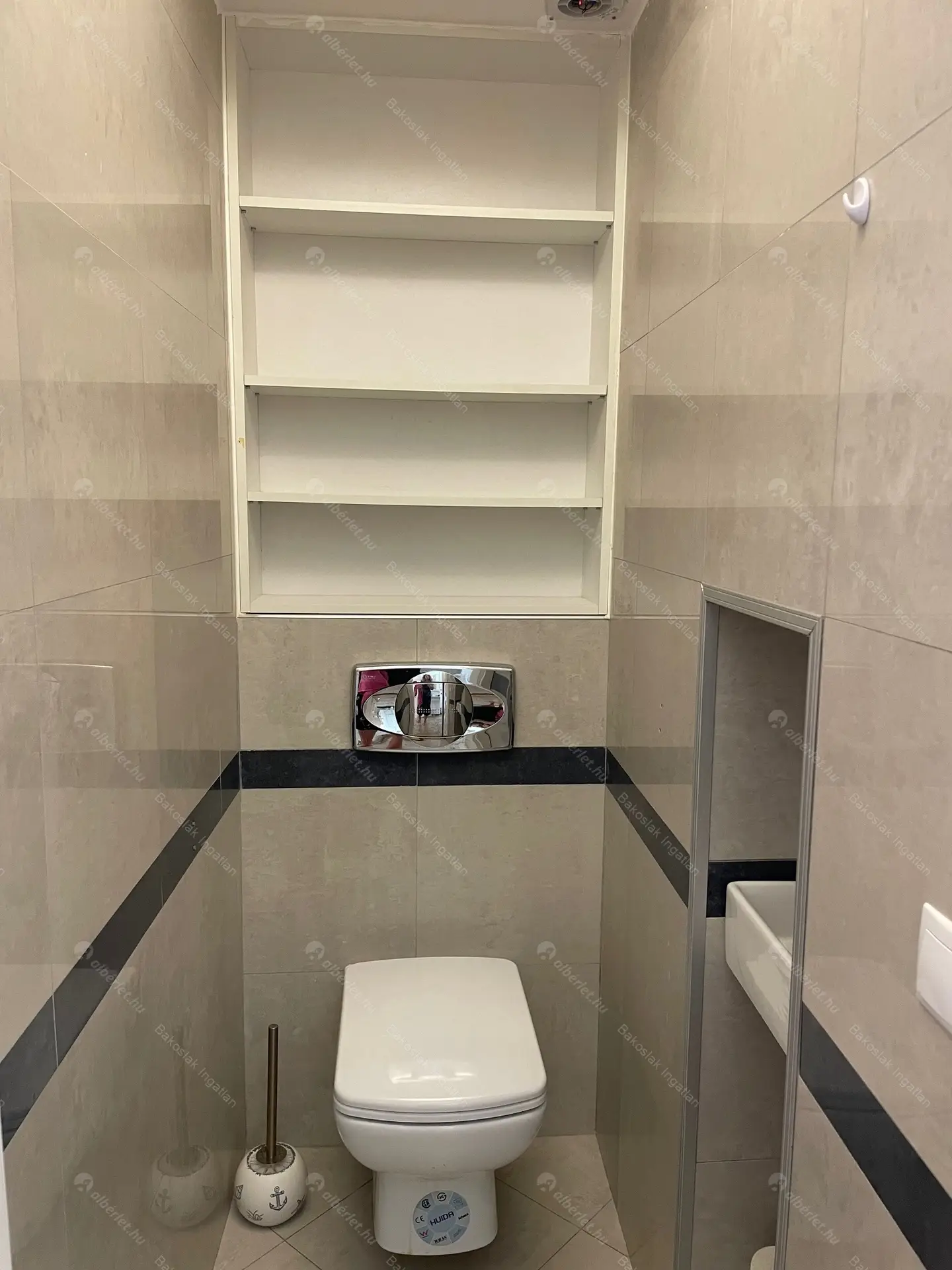 Kiadó albérlet 1446000 Ft/hó áron: Budapest, I. kerület  Tóth Árpád sétány. Mérete: 135 nm, 4 szobás | Alberlet.hu - 6533151