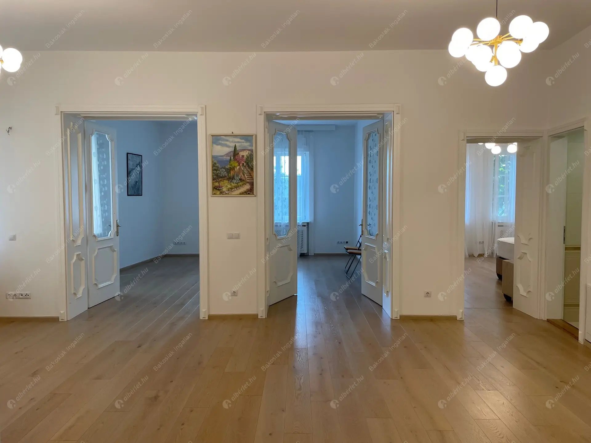 Kiadó albérlet 1446000 Ft/hó áron: Budapest, I. kerület  Tóth Árpád sétány. Mérete: 135 nm, 4 szobás | Alberlet.hu - 6533156