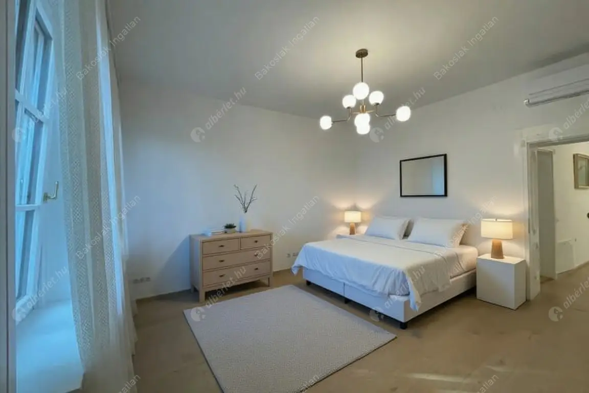 Kiadó albérlet 1467000 Ft/hó áron: Budapest, I. kerület  Tóth Árpád sétány. Mérete: 135 nm, 4 szobás | Alberlet.hu - 6612309