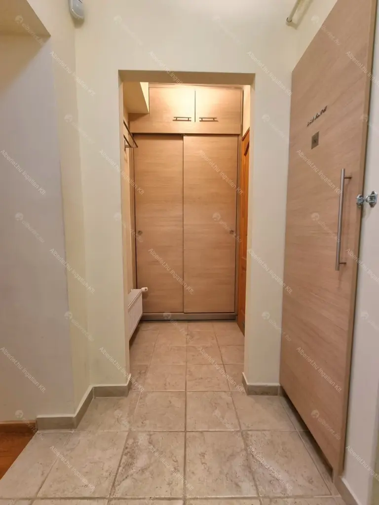 Kiadó albérlet 340000 Ft/hó áron: Budapest, I. kerület  Úri utca. Mérete: 30 nm, 1 szobás | Alberlet.hu - 6641817