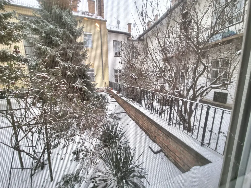 Kiadó albérlet 340000 Ft/hó áron: Budapest, I. kerület  Úri utca. Mérete: 30 nm, 1 szobás | Alberlet.hu - 6641821