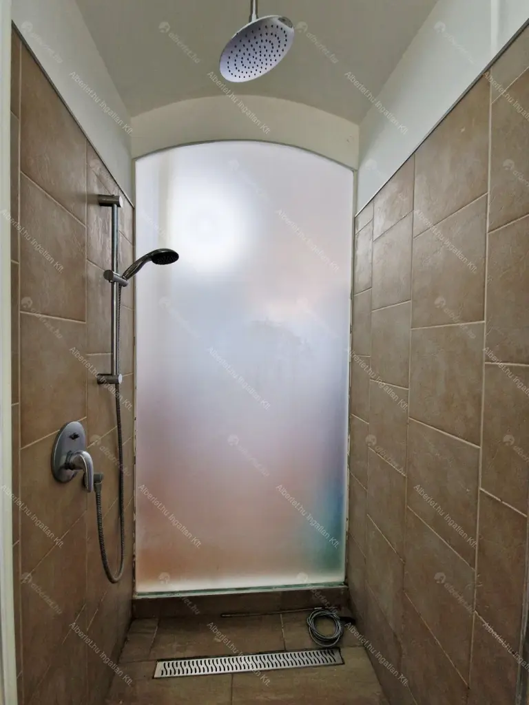 Kiadó albérlet 390000 Ft/hó áron: Budapest, I. kerület  Úri utca. Mérete: 72 nm, 2 szobás | Alberlet.hu - 6705997