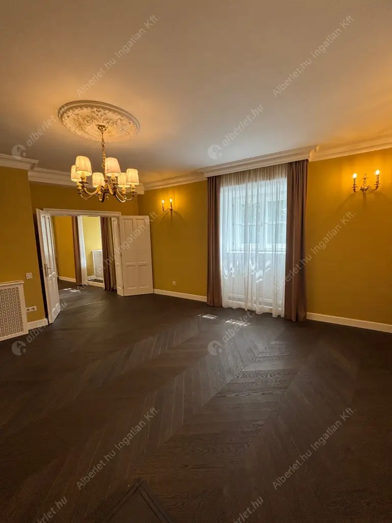 Kiadó albérlet 850000 Ft/hó áron: Budapest, I. kerület  Úri utca. Mérete: 75 nm, 2 szobás | Alberlet.hu - 6575346