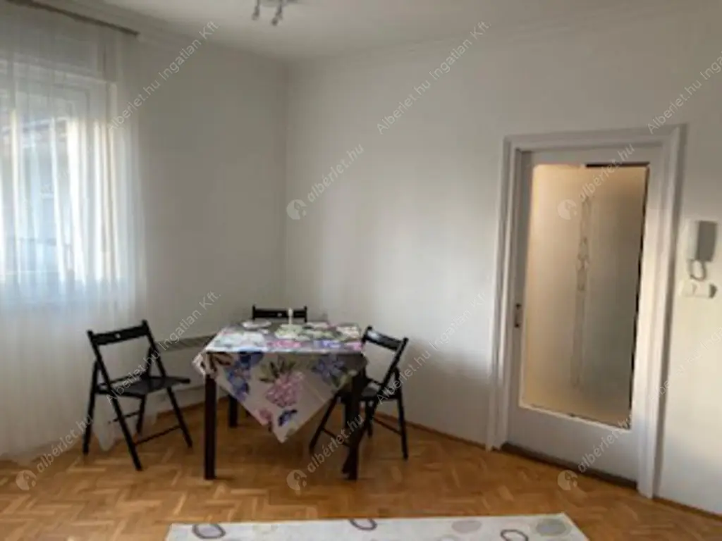 Kiadó albérlet 250000 Ft/hó áron: Budapest, I. kerület  Várfok utca. Mérete: 40 nm, 1 szobás | Alberlet.hu - 6599768