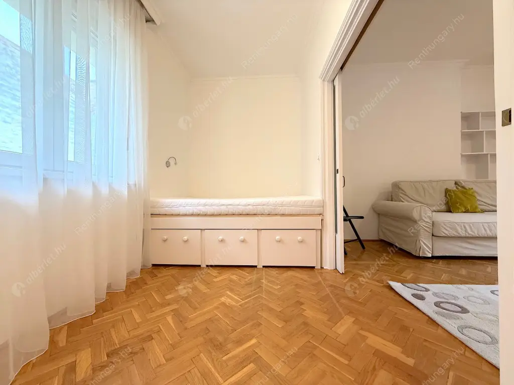 Kiadó albérlet 250000 Ft/hó áron: Budapest, I. kerület  Várfok utca. Mérete: 45 nm, 1 szobás | Alberlet.hu - 6606225