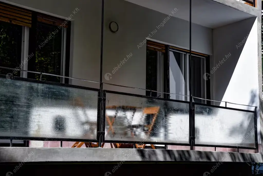 Kiadó albérlet 430000 Ft/hó áron: Budapest, I. kerület  Várfok utca. Mérete: 70 nm, 2 szobás | Alberlet.hu - 6634541