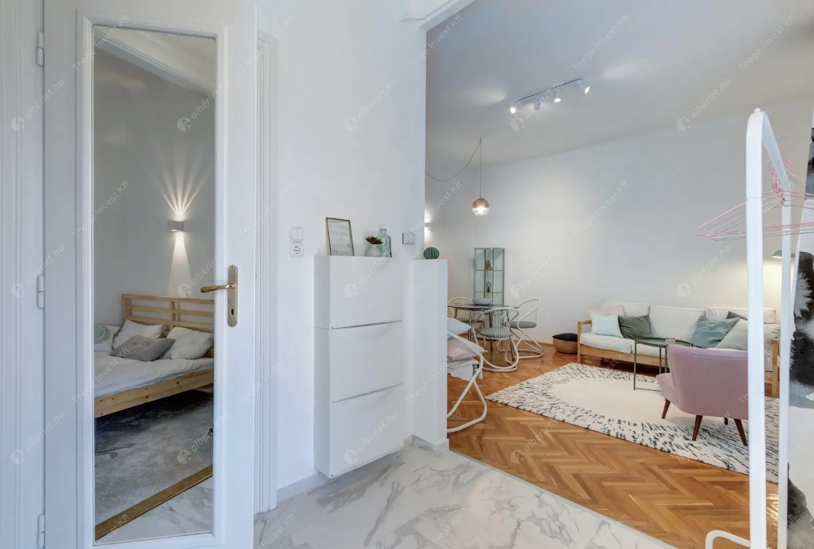 Kiadó albérlet 290000 Ft/hó áron: Budapest, I. kerület  Várkert rakpart. Mérete: 40 nm, 2 szobás | Alberlet.hu - 6579554