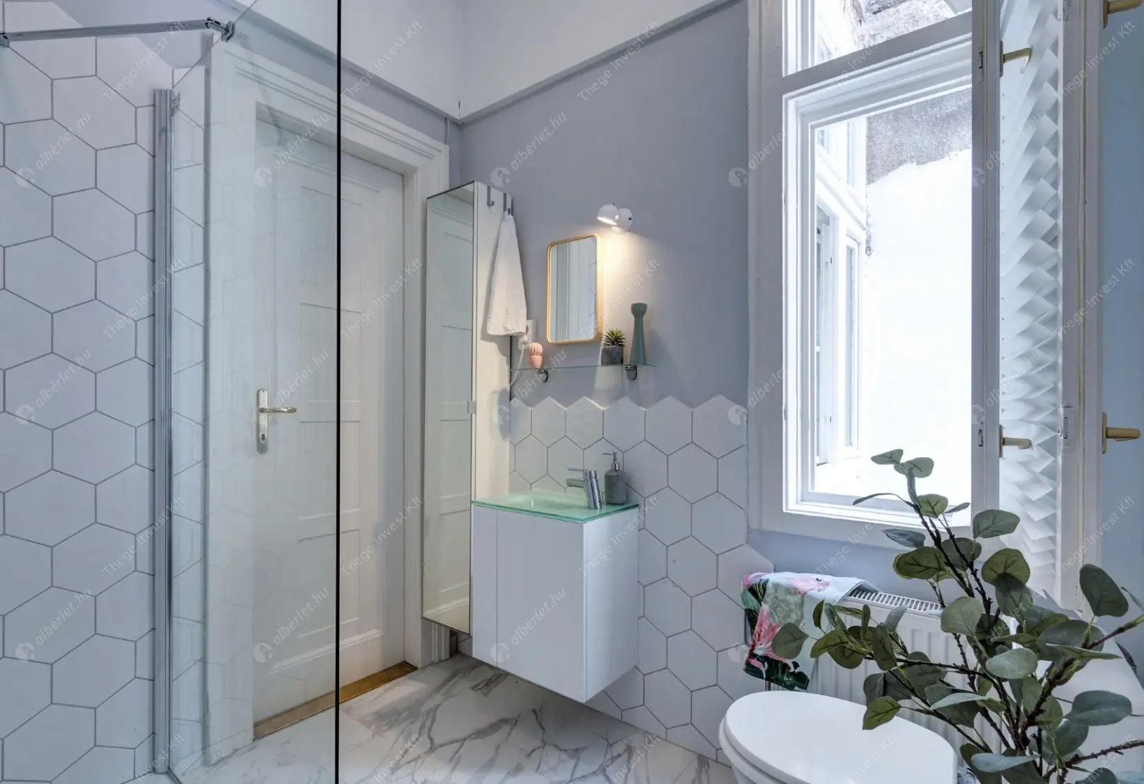 Kiadó albérlet 290000 Ft/hó áron: Budapest, I. kerület  Várkert rakpart. Mérete: 40 nm, 2 szobás | Alberlet.hu - 6579556