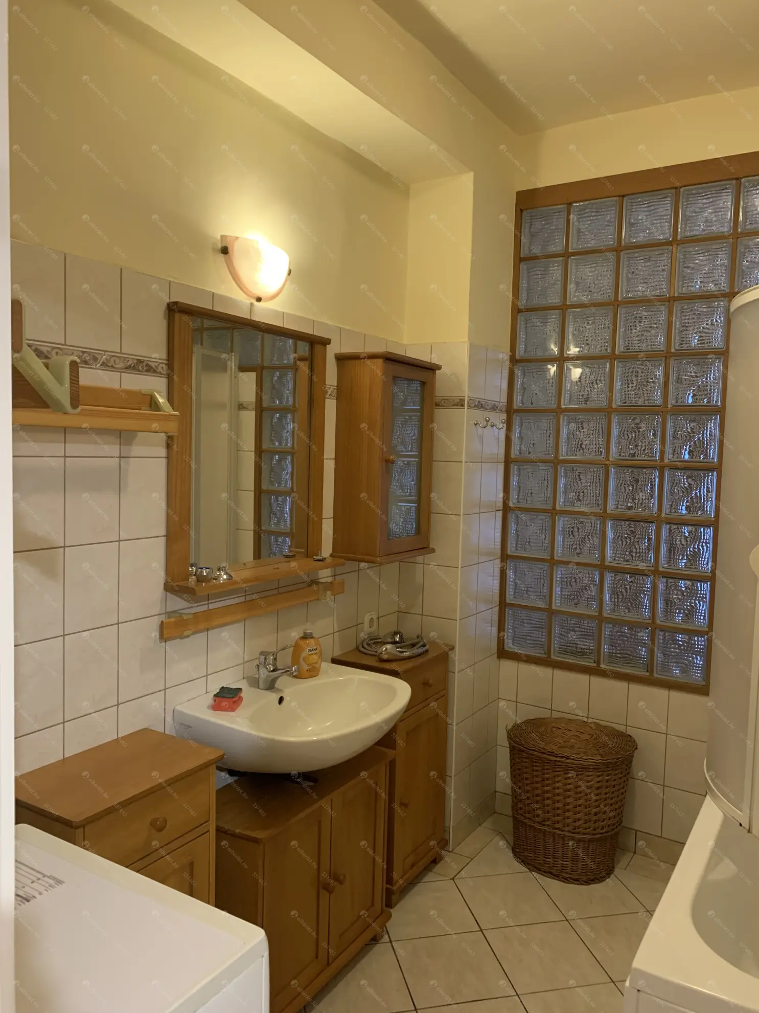 Kiadó albérlet 275000 Ft/hó áron: Budapest, I. kerület  Várkert rakpart. Mérete: 57 nm, 2 szobás | Alberlet.hu - 6544479