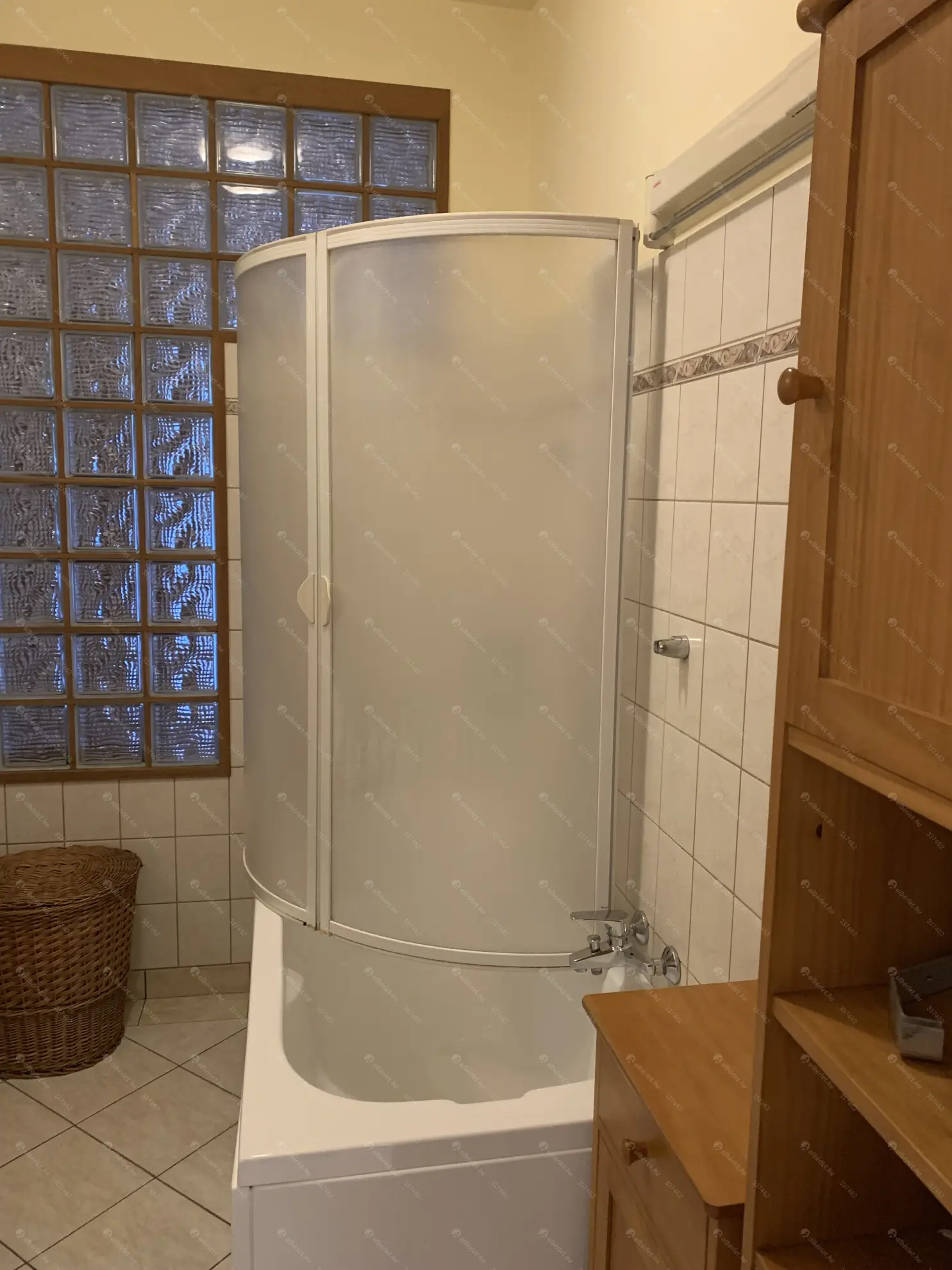 Kiadó albérlet 275000 Ft/hó áron: Budapest, I. kerület  Várkert rakpart. Mérete: 57 nm, 2 szobás | Alberlet.hu - 6544480