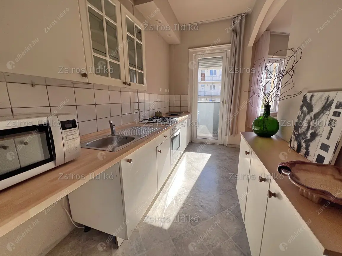 Kiadó albérlet 400000 Ft/hó áron: Budapest, I. kerület  Víziváros . Mérete: 105 nm, 3 szobás | Alberlet.hu - 6572143