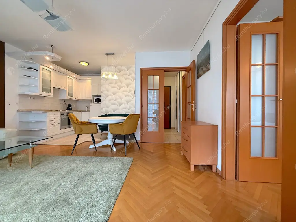 Kiadó albérlet 400000 Ft/hó áron: Budapest, I. kerület  Zsolt utca. Mérete: 55 nm, 2 szobás | Alberlet.hu - 6612359