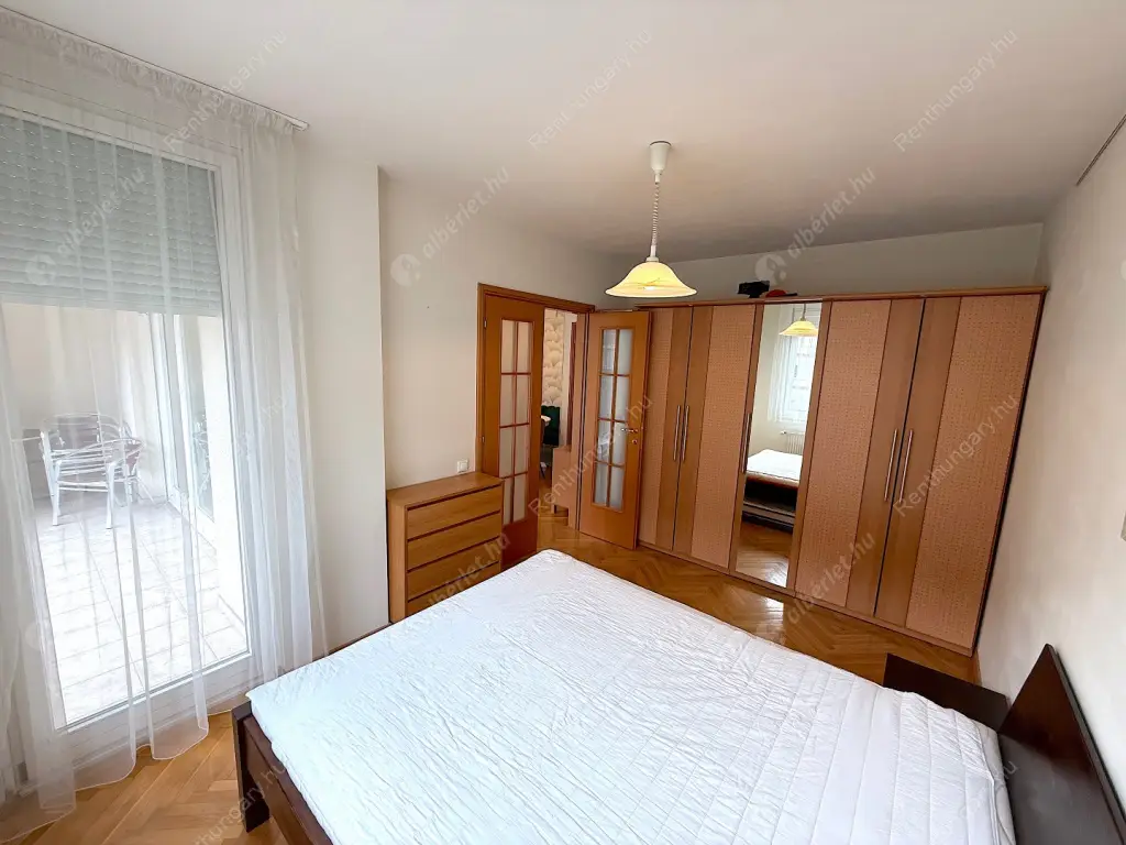 Kiadó albérlet 400000 Ft/hó áron: Budapest, I. kerület  Zsolt utca. Mérete: 55 nm, 2 szobás | Alberlet.hu - 6612366