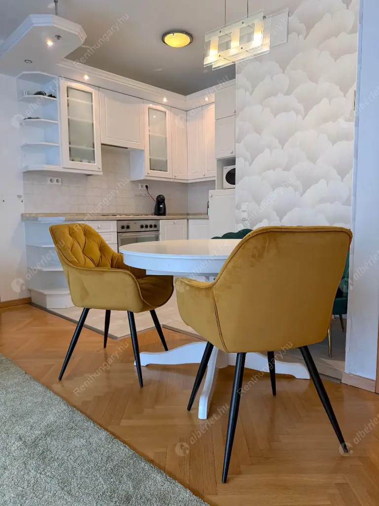 Kiadó albérlet 400000 Ft/hó áron: Budapest, I. kerület  Zsolt utca. Mérete: 55 nm, 2 szobás | Alberlet.hu - 6612371