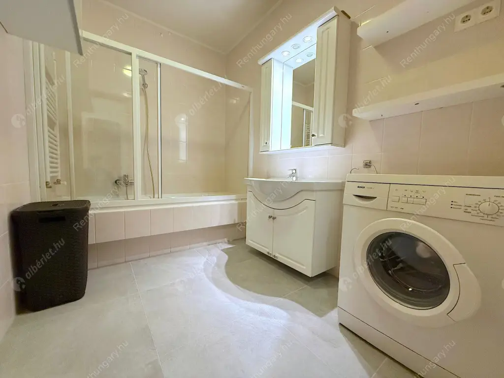 Kiadó albérlet 400000 Ft/hó áron: Budapest, I. kerület  Zsolt utca. Mérete: 55 nm, 2 szobás | Alberlet.hu - 6612378